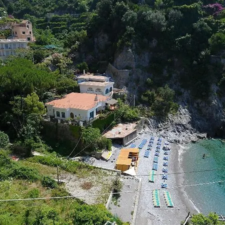 La Dolce 3*