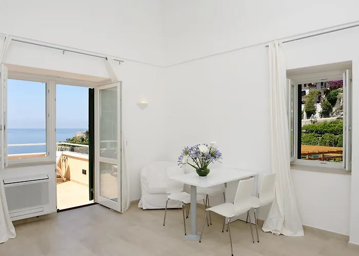 La Dolce مايوري