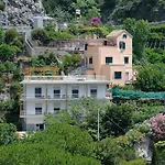 Apartahotel La Dolce 3*