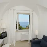 La Dolce Apartahotel