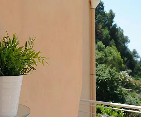 La Dolce Ξενοδοχείο με διαμερίσματα 3*